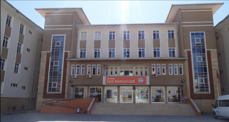 Şehit Fatih Doğan Güzel Sanatlar Lisesi yetenekli öğrencilerini bekliyor