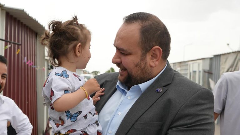 Anahtar Parti İl Başkanı Alsan: “Önce Şehit Çocuklarımızın, Sonra Tüm Çocukların Bayramı Kutlu Olsun”