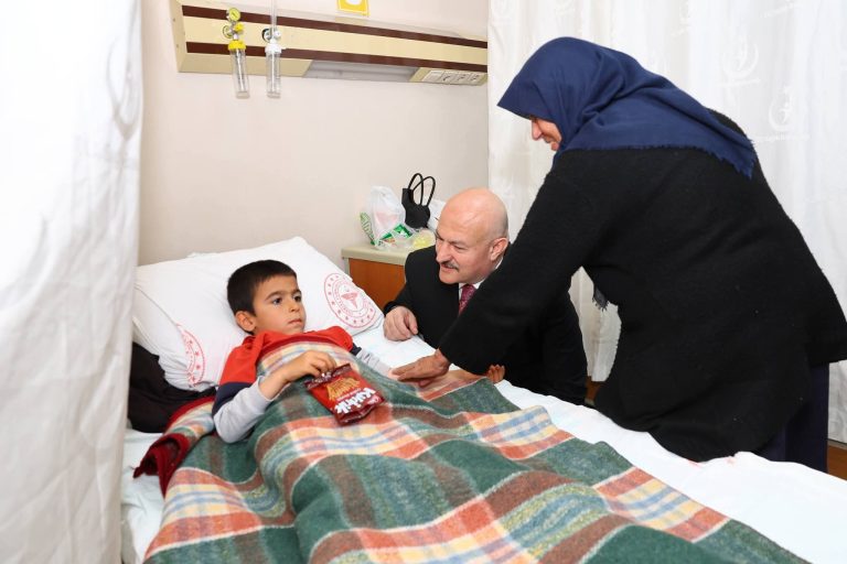 Yeni Vali Abdullah Küçük, İlk Ziyaretini Gerger’e Yaptı